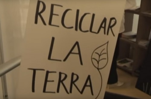 Un huerto en el balcón de casa