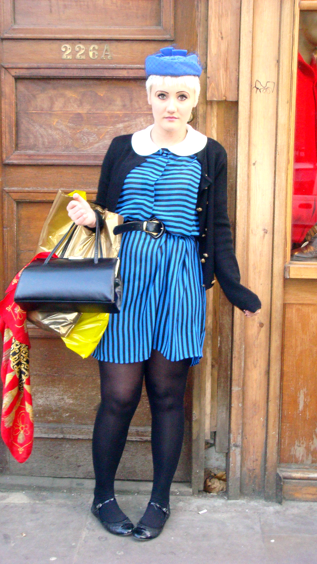 Black & blue (Brick Lane, London)