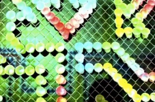 Cuprocking, street art con vasos