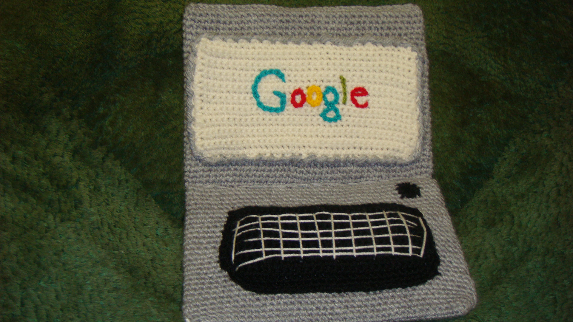 Google (Le Petit Bateau @ Daisy Market)