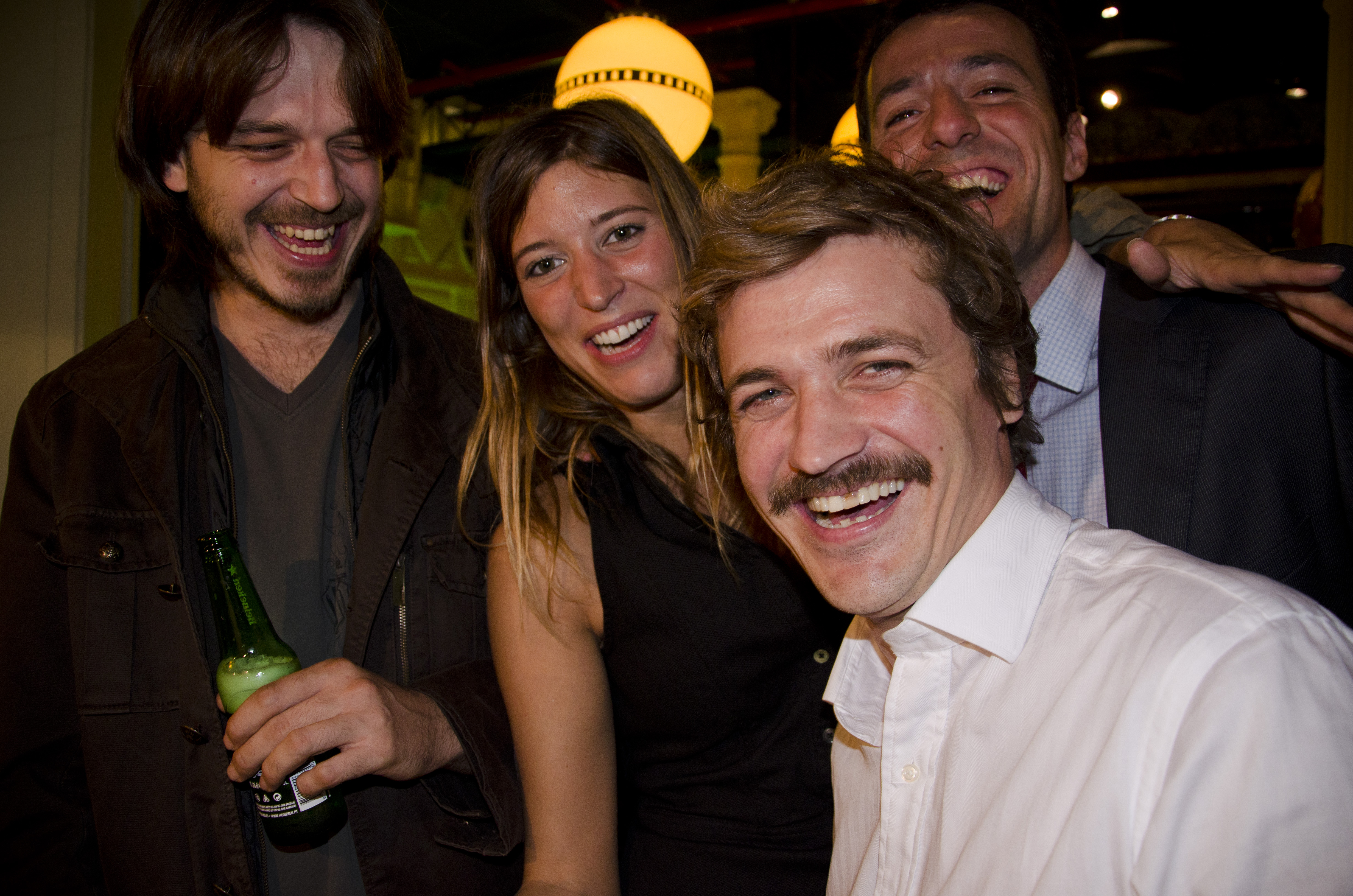 Moustache plas moustache (Bcn)