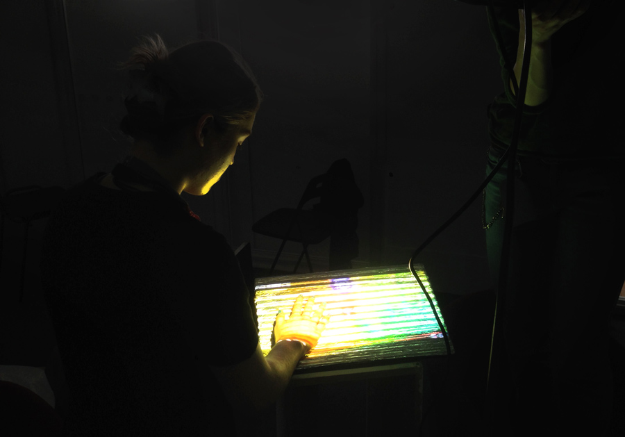 absolut-darkness-sonar_AbsoluteRelative14
