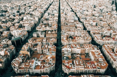 ¿Cuáles son los requisitos para poder comprar un piso en Barcelona?